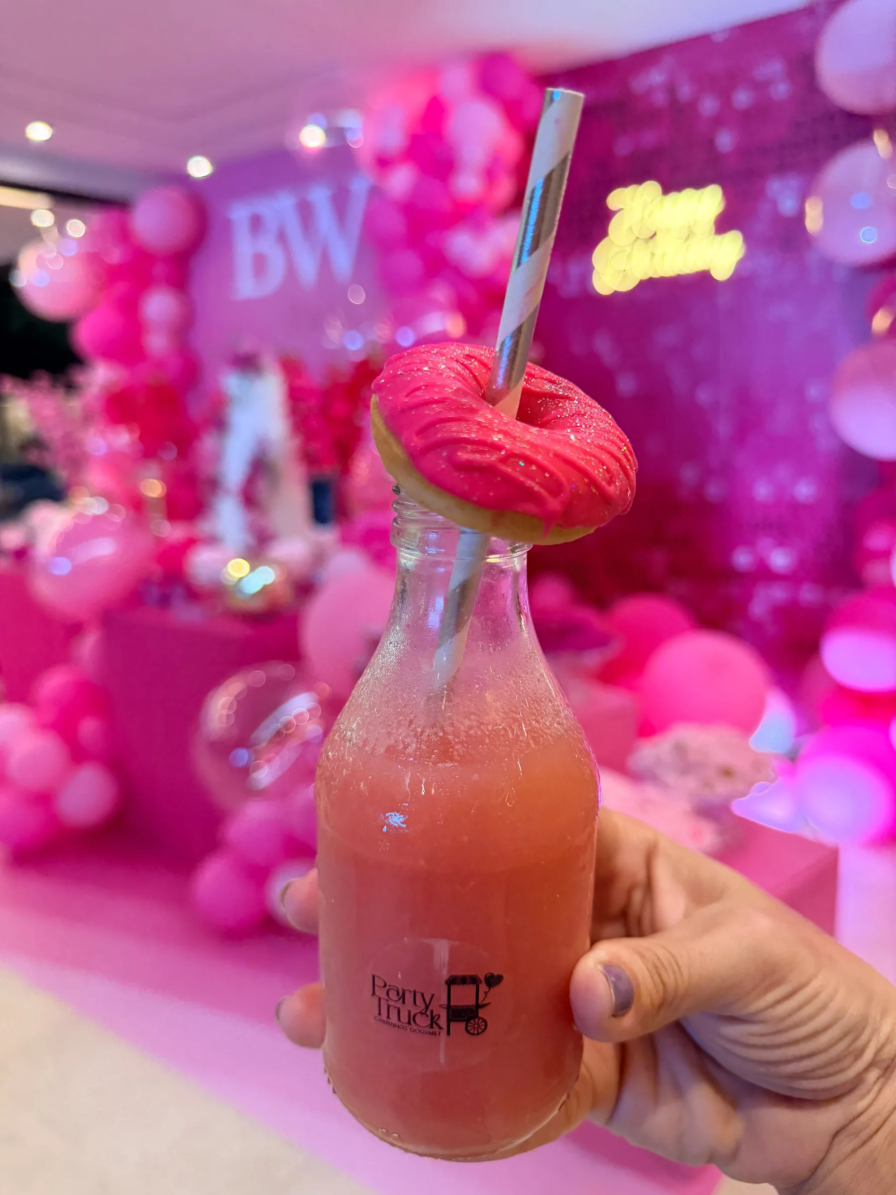 Garrafinha de suco da Party Truck